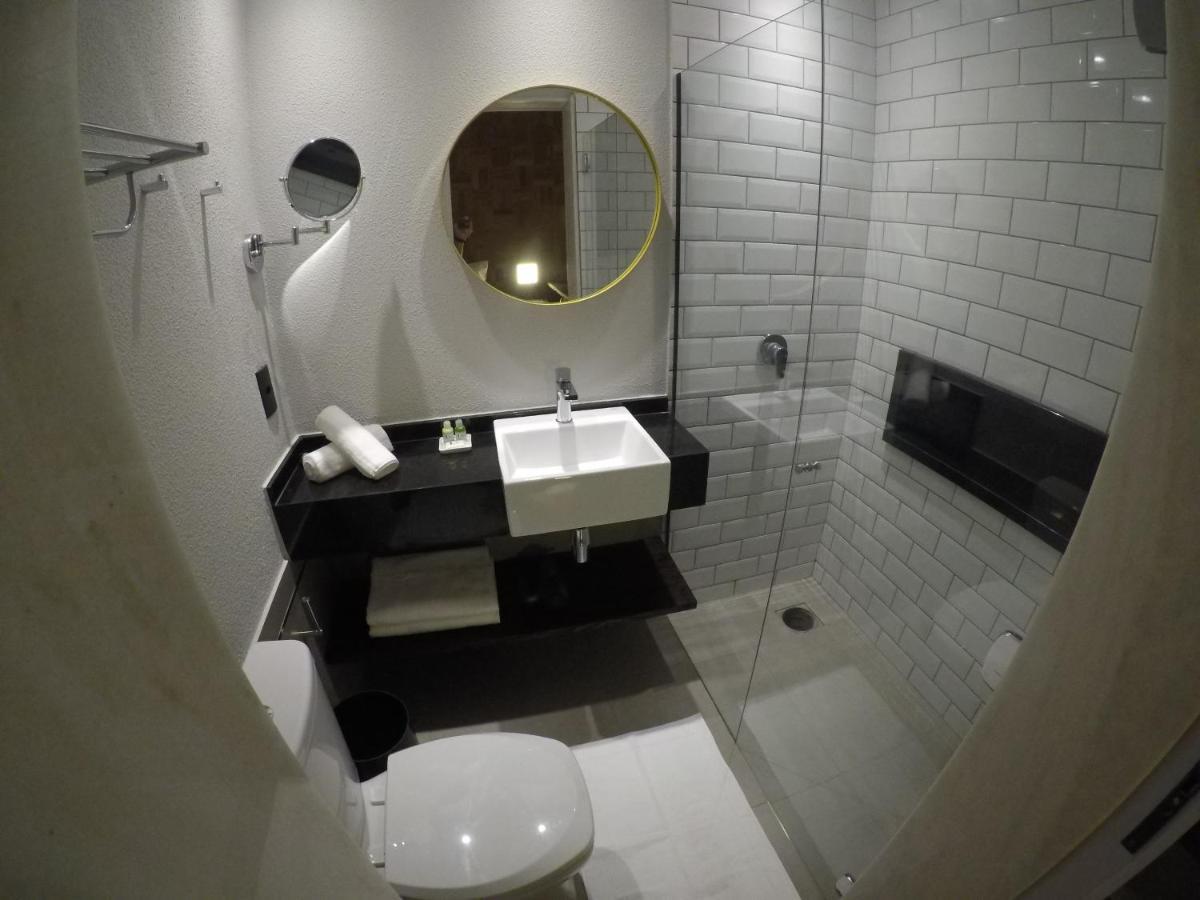 La Hotel Votuporanga Luaran gambar