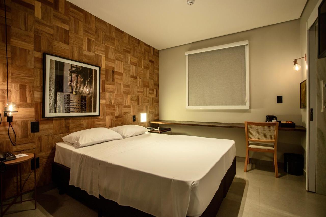 La Hotel Votuporanga Luaran gambar